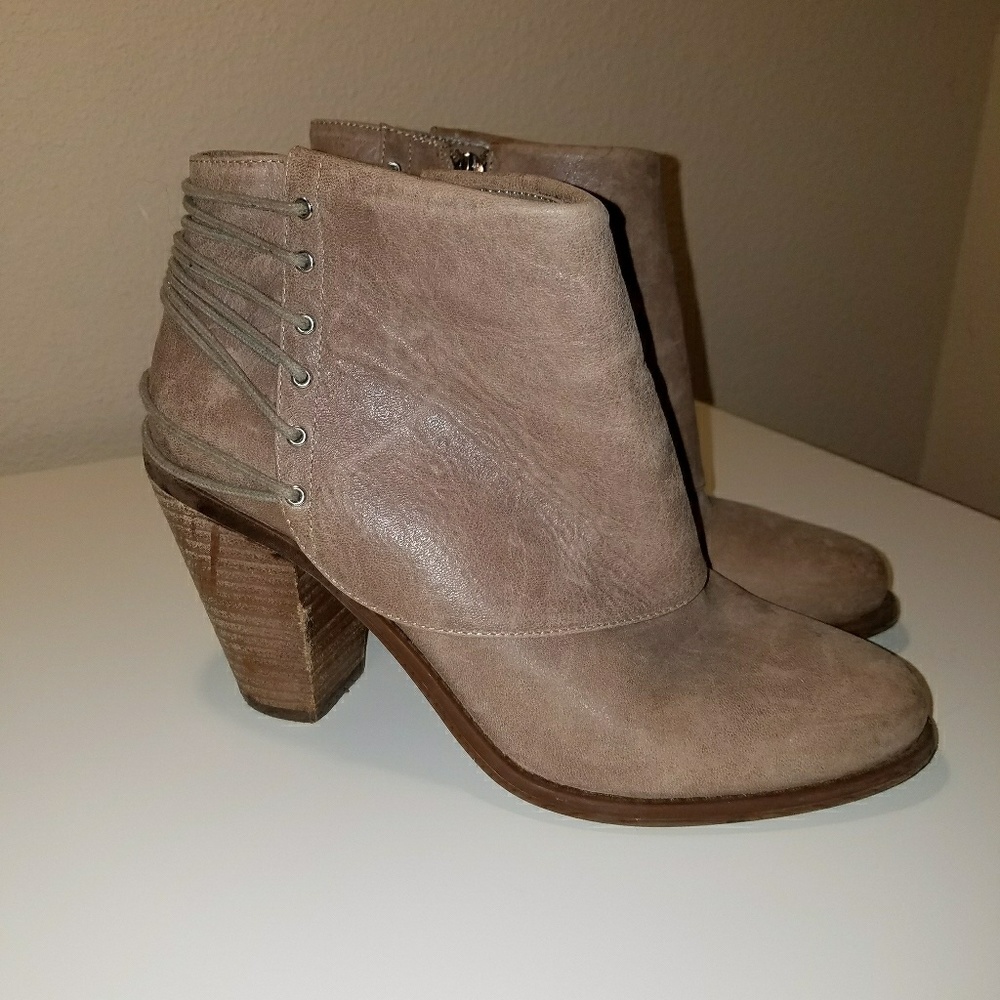 Jessica Simpson Fold-Over Booties